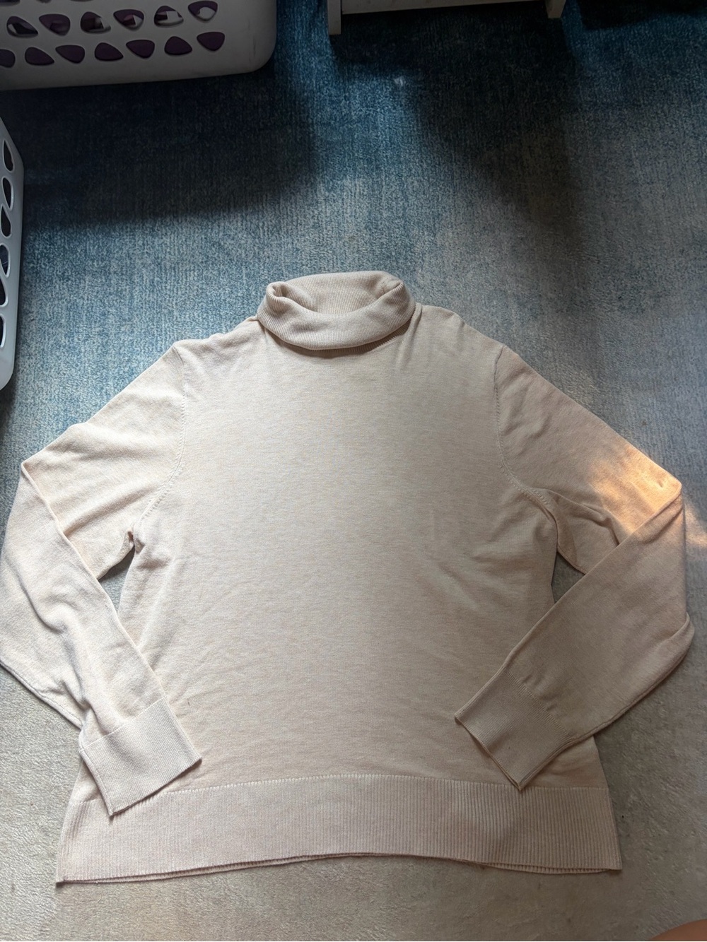 Women's Beige Tommy Hilfiger Turtleneck Sweater